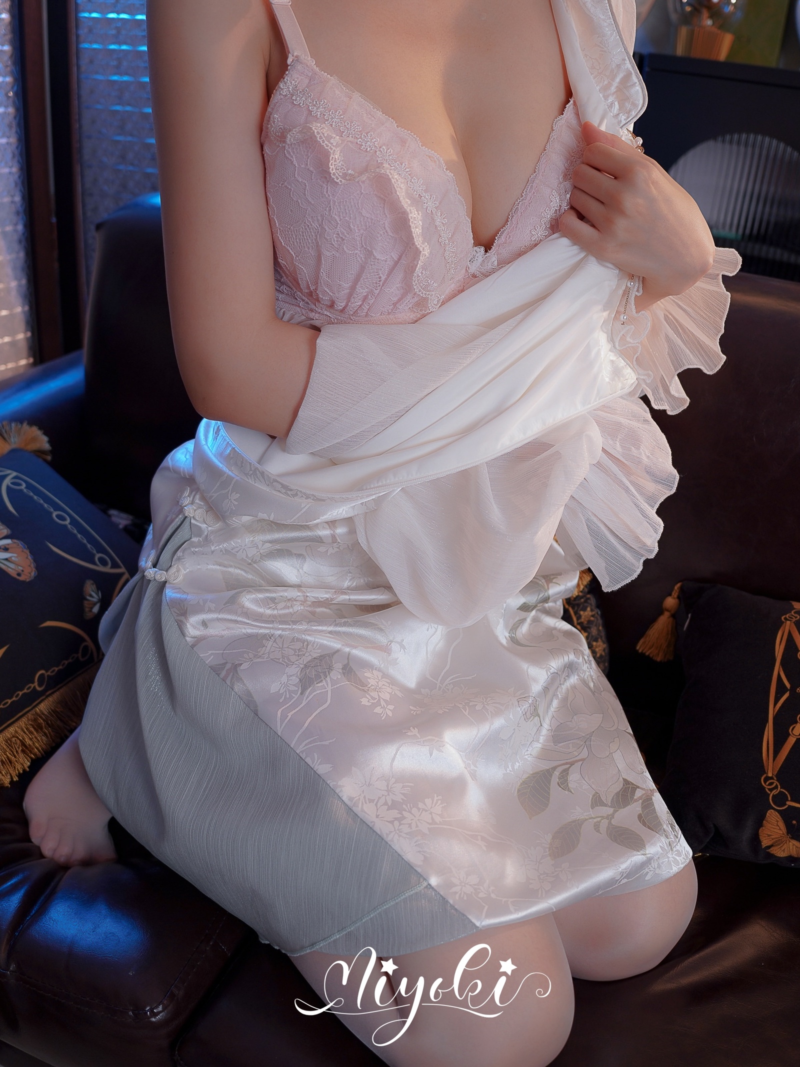 铃木美咲 – 浮世花香隐 (57P+2V/884M)-美了么