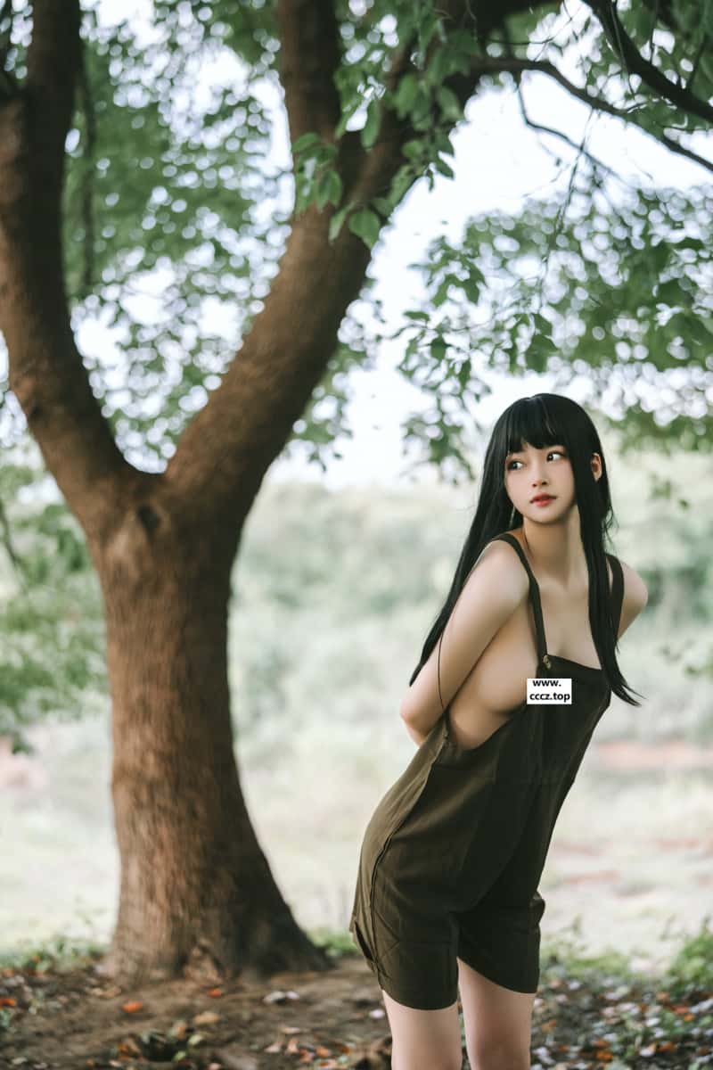 白莉爱吃巧克力 NO.18 小树林 [4p]-美了么