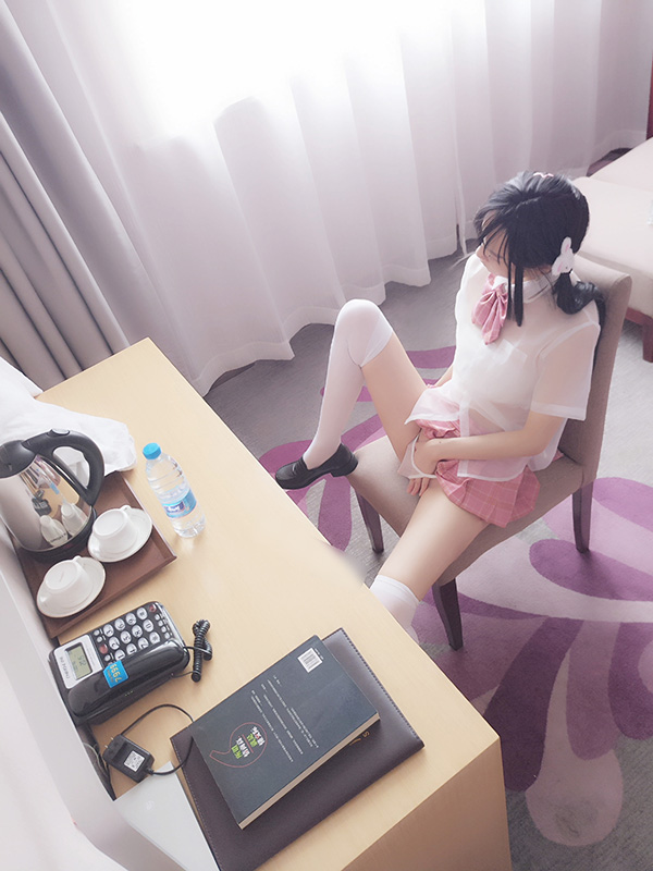 工口萝莉赛高 – 透明制服诱惑 (108P/137M)-美了么
