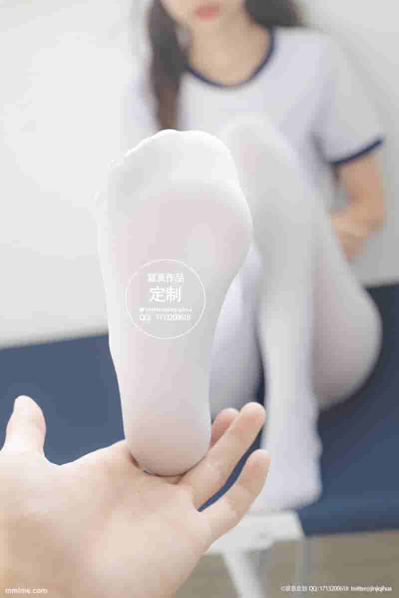 紧急企划 - NO.04 一只喵喵梓 白丝体操服 [69P1V527MB]