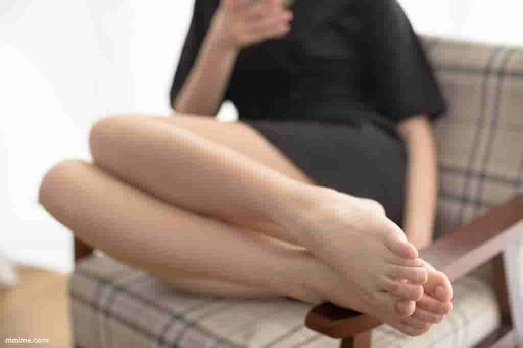 《成熟的黑丝少女》 [森萝财团] X-018 写真集[132P]