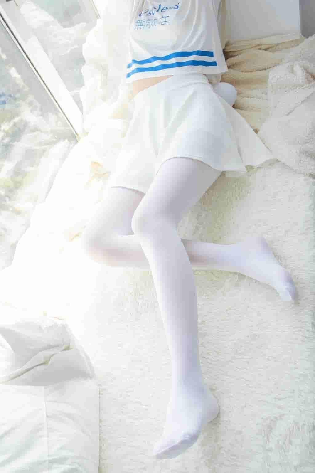 《纯白之恋》 [森萝财团] R15-004 写真集[111P]