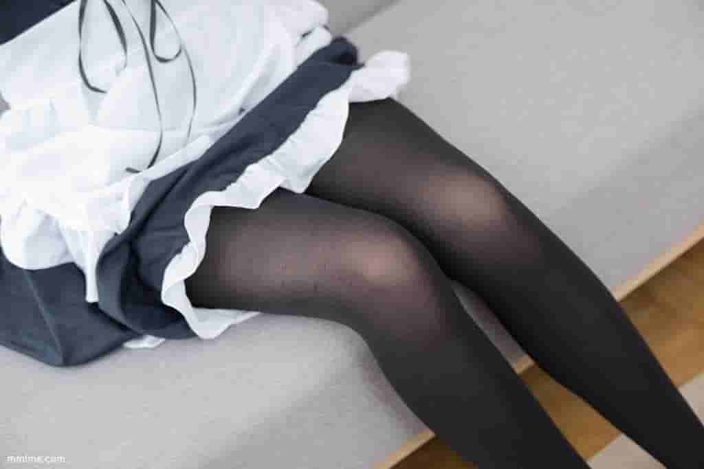 《黑丝女仆》 [森萝财团] R15-001 写真集[80P]