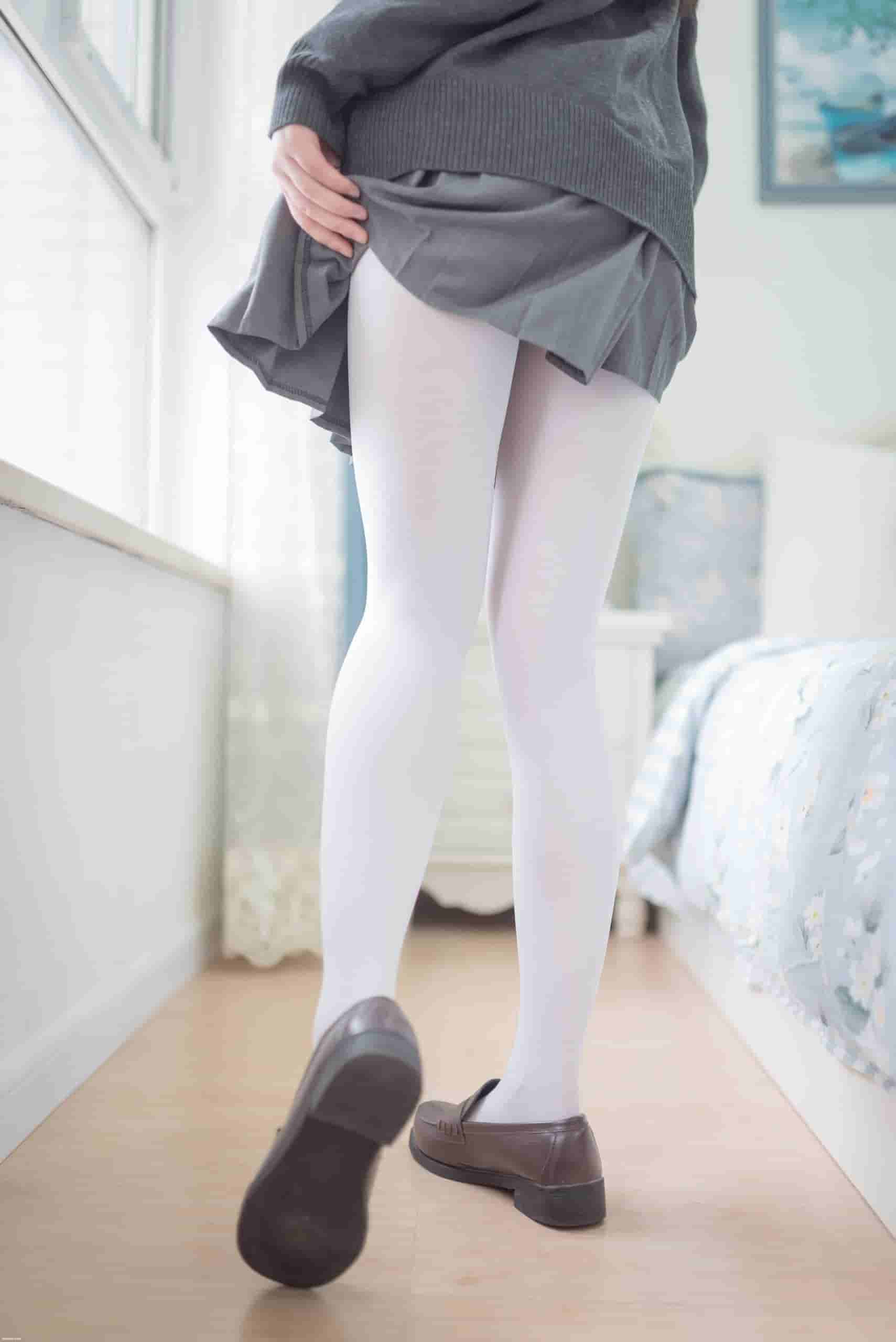 雪琪SAMA NO.001 JK白丝纯腿 [46P-207MB]