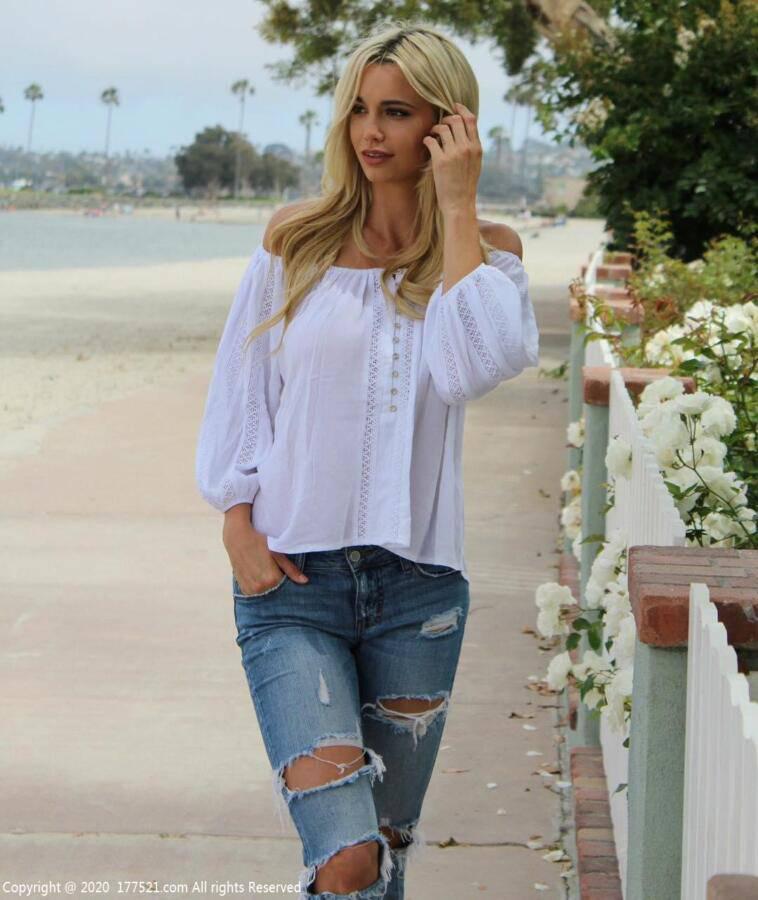 Caitlin Arnett 档案资料介绍 Caitlin Arnett 档案资料介绍