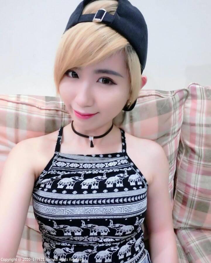 Gennie Peiyee(李佩怡) 档案资料介绍 Gennie Peiyee(李佩怡) 档案资料介绍