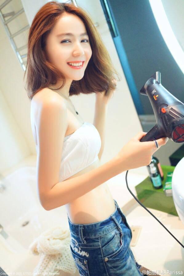 帕丽扎提Parissa 档案资料介绍 帕丽扎提Parissa 档案资料介绍