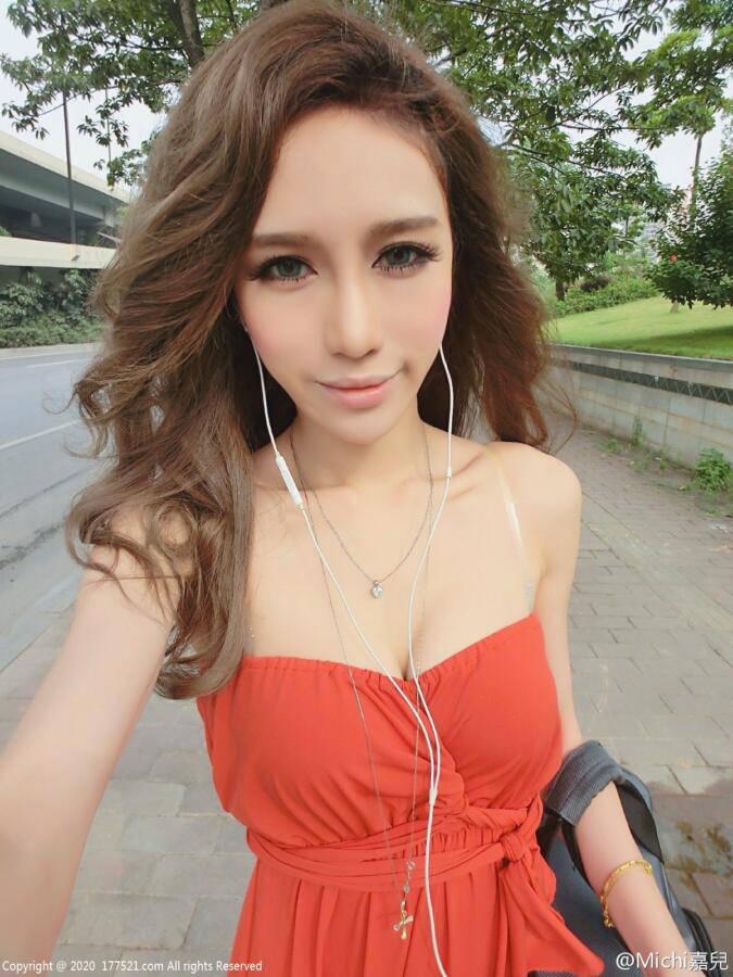 何嘉儿(Michi_Ho , Sweet) 档案资料介绍